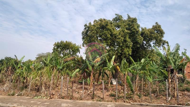 Vende-se Terreno no Convívio em Botucatu SP - Botucatu
