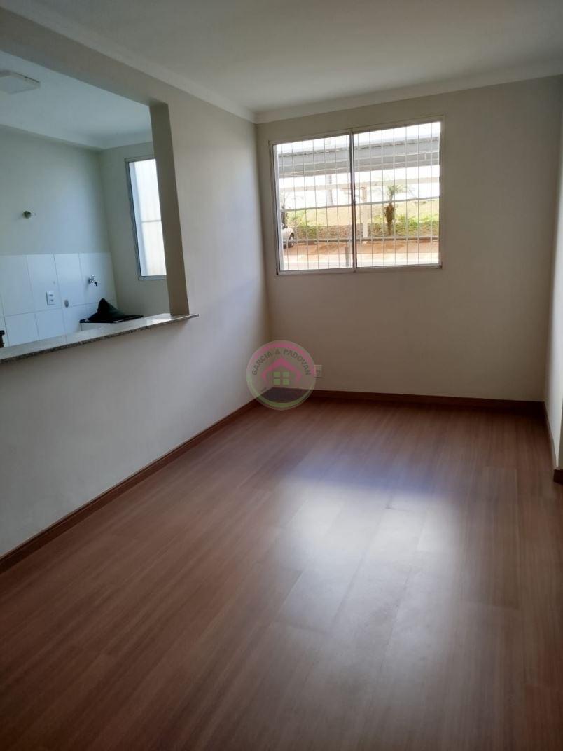 Vende-se Apartamento no Condomínio Braga em Botucatu SP - Botucatu