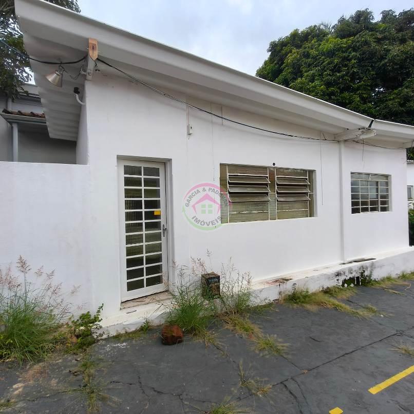 Casa para Alugar, 4 Vagas - Centro, Botucatu, SP
