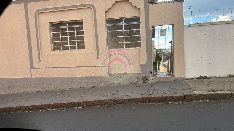 Casa para Alugar, 3 Quartos - Centro, Botucatu, SP