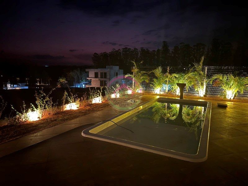 Casa à Venda no Ninho Verde II em Pardinho SP - Pardinho