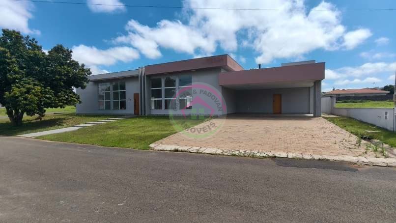 Casa no Condomínio Laguna em Botucatu SP - Botucatu