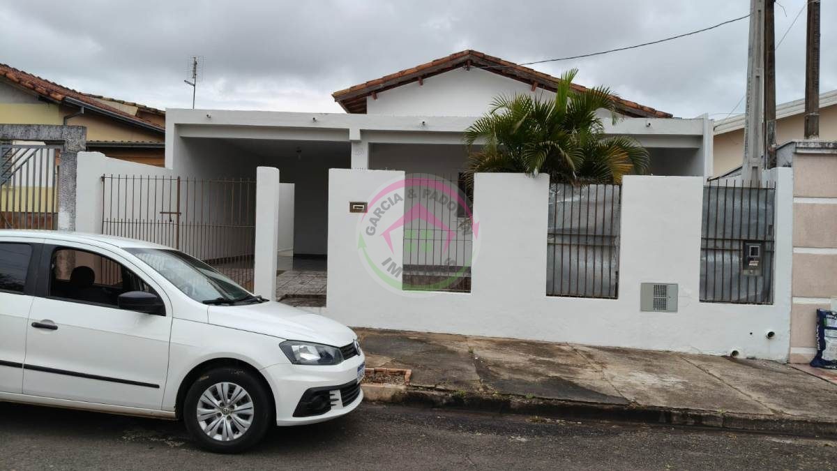 Aluga-se Casa na COHAB 1 em Botucatu SP - Botucatu