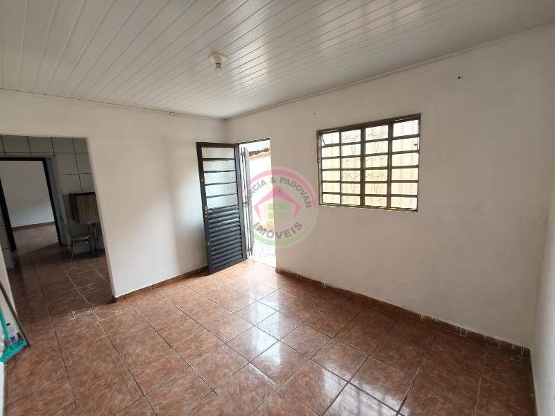 Aluga-se Casa no 24 de maio em Botucatu SP - Botucatu
