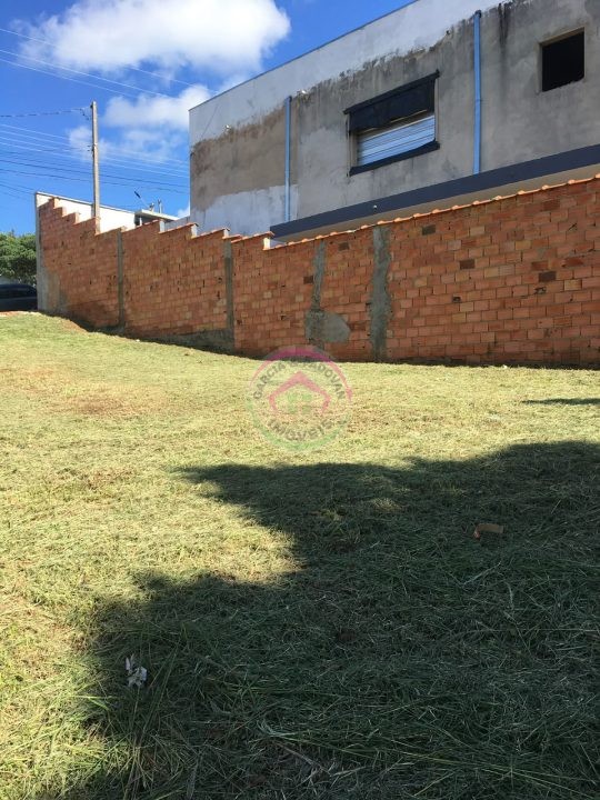 Terreno à Venda no Jardim Iolanda em Botucatu SP - Botucatu