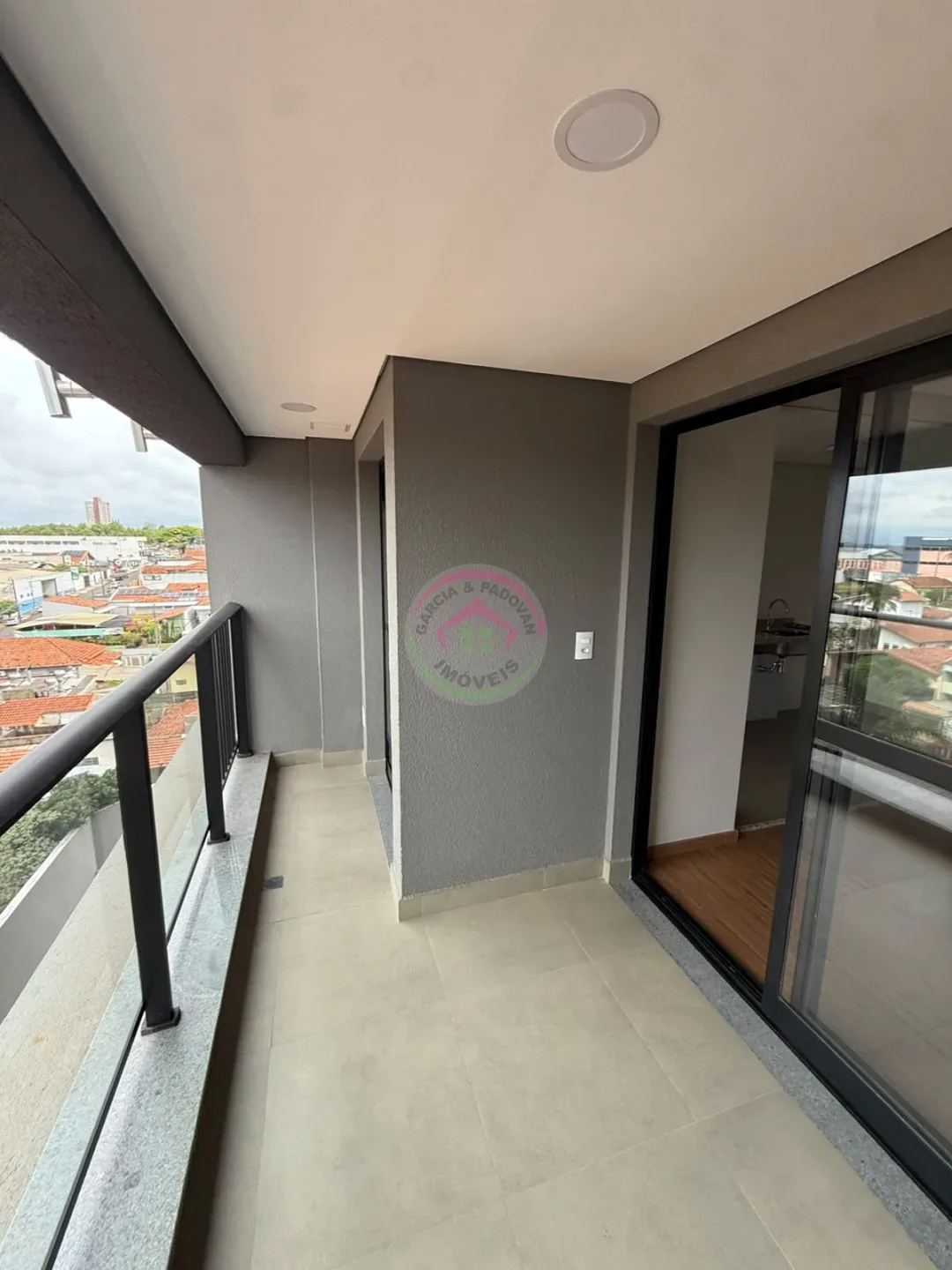 Vende Apartamento no Edifício Move na Vila Nogueira em Botucatu SP - Botucatu